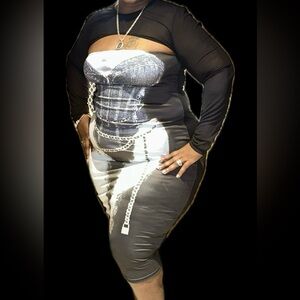 Black and White Chain Print Dress